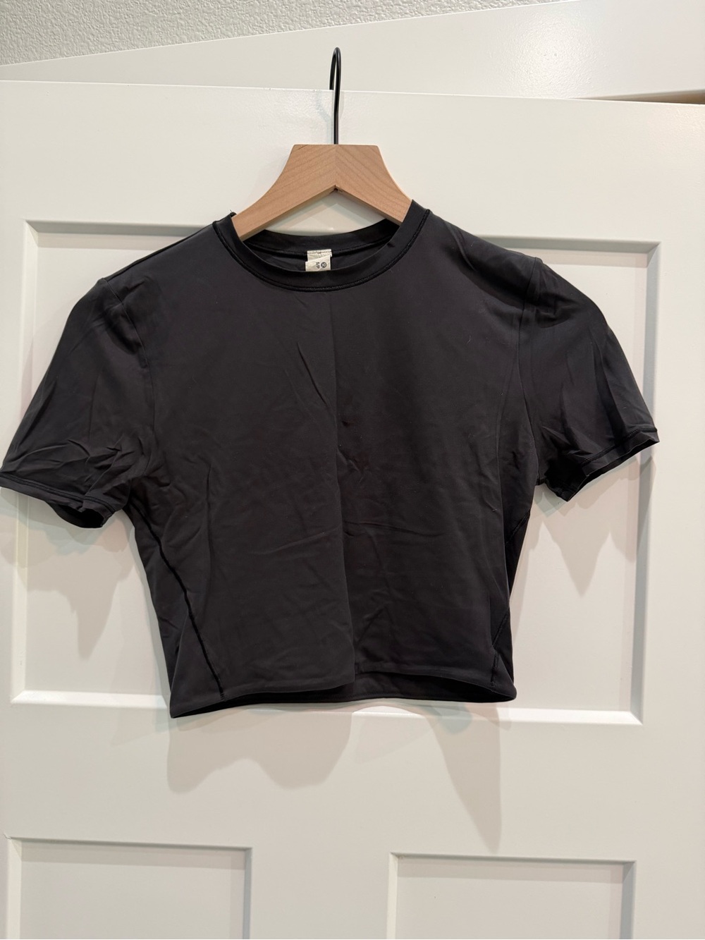 Lululemon Wundermost Ultra Soft Nulu Crewneck Cropped T-shirts